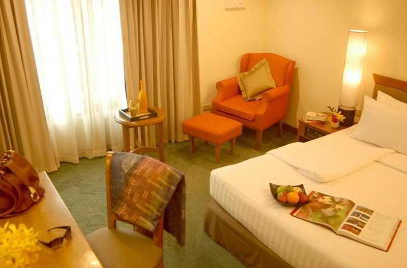 St. James Hotel Bangkok Habitación foto